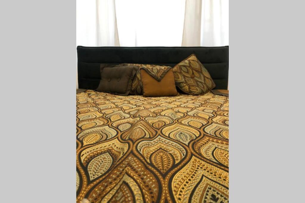 ブカレストOutstanding 3Br Ultracentral Cityview Balcony Aaaアパートメント エクステリア 写真